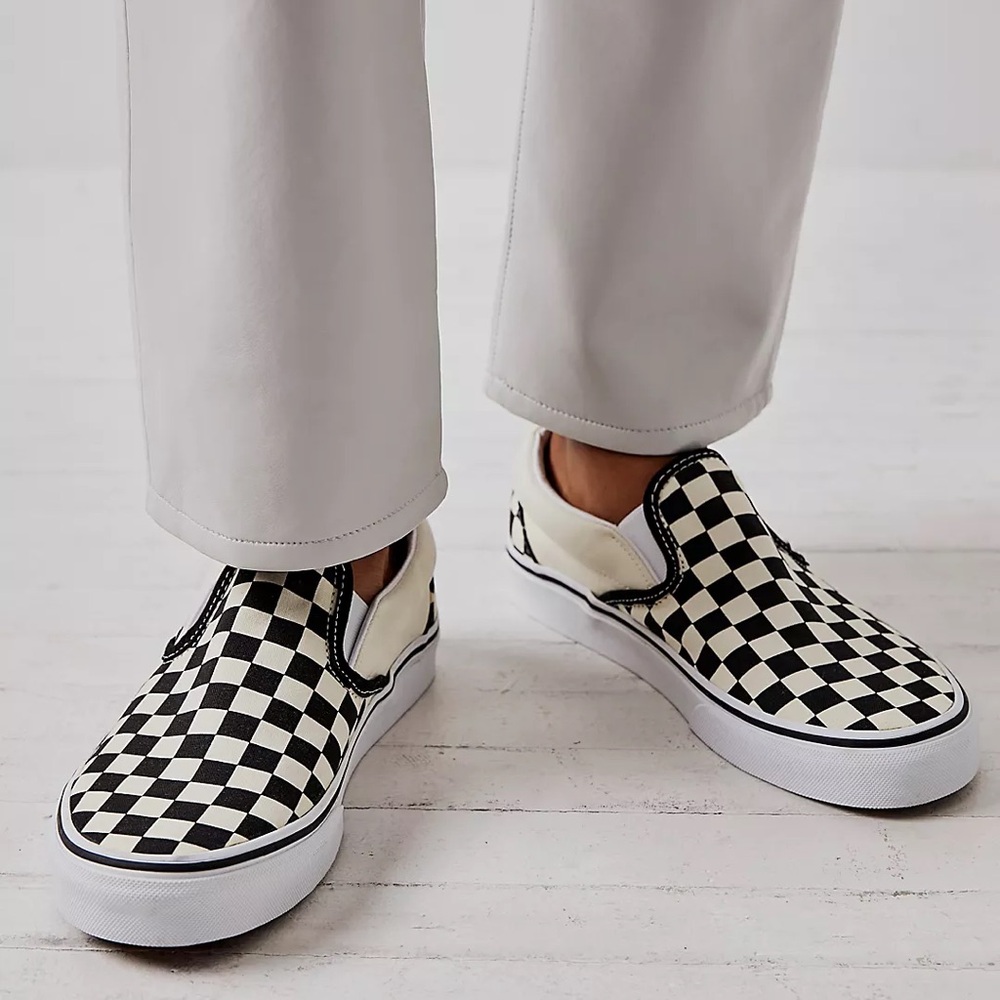 NEW! Vans Classic Checkered Slip-Ons